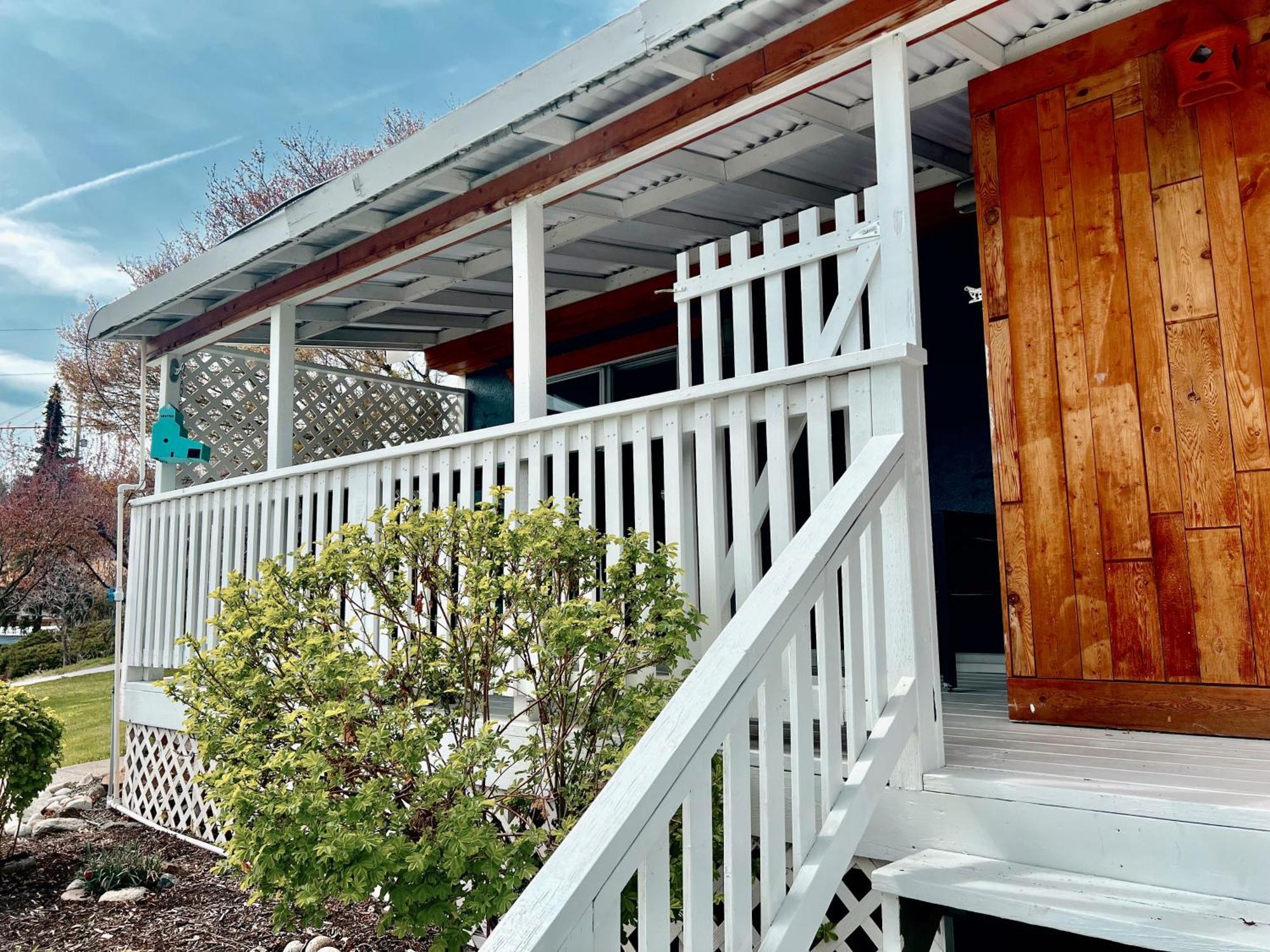 Peachland Beach Resort Exterior foto