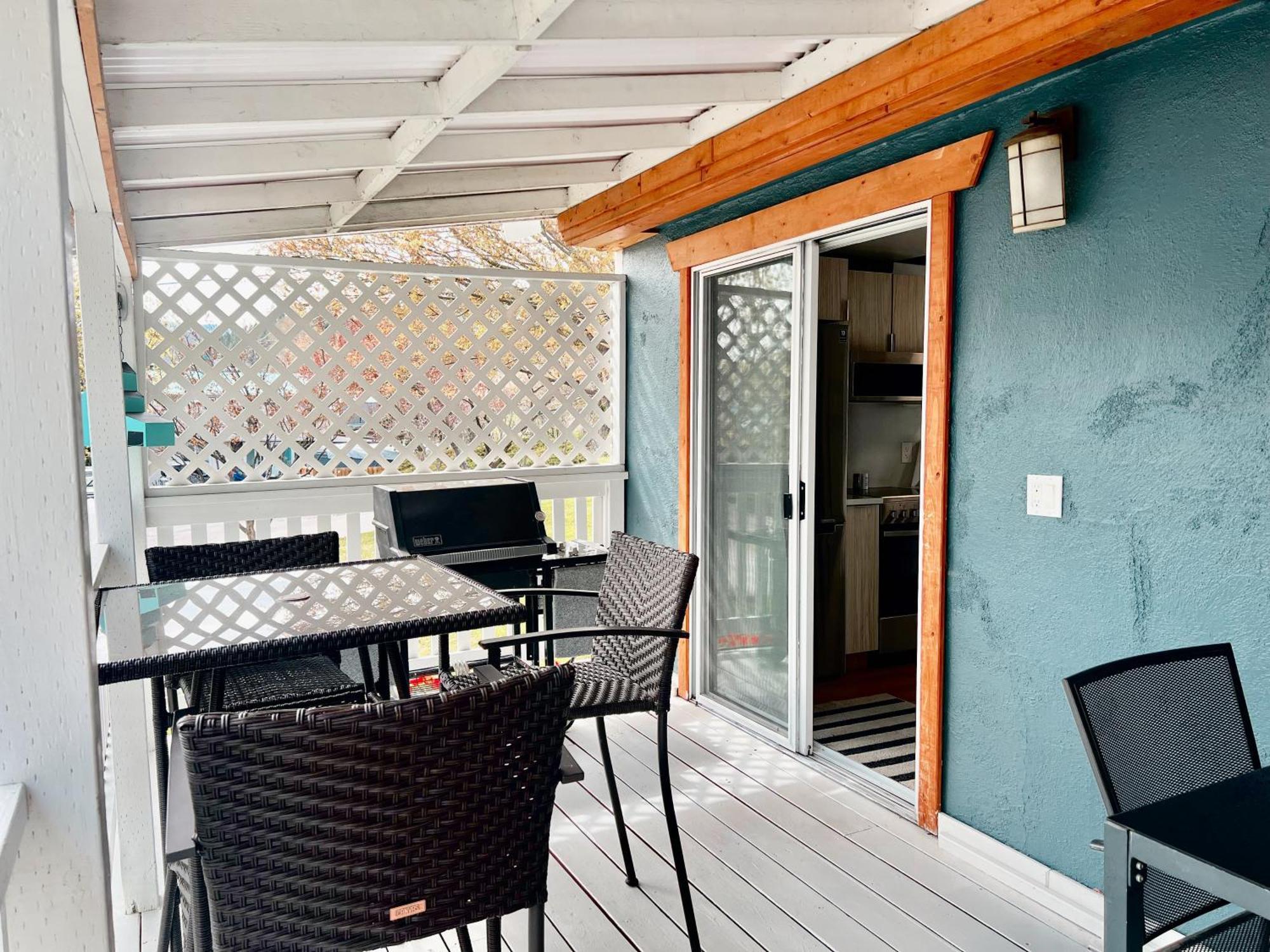 Peachland Beach Resort Exterior foto