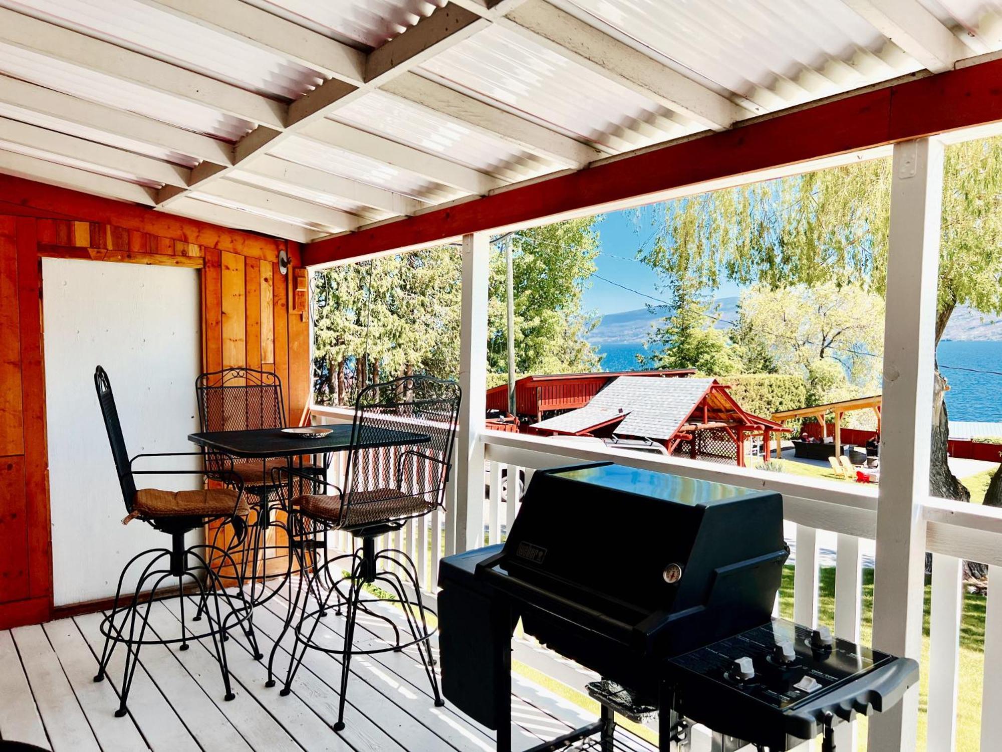 Peachland Beach Resort Exterior foto